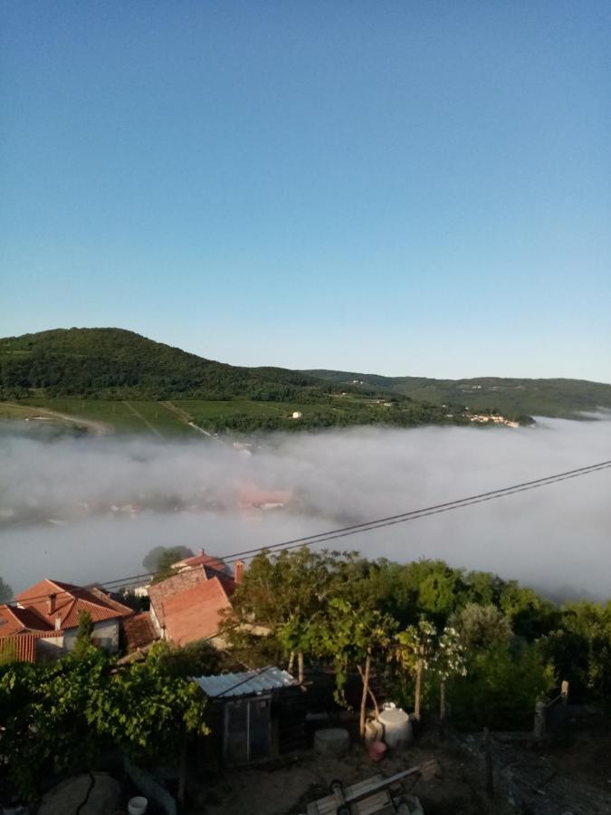 Rooms Serafin-Lavanda Motovun Bagian luar foto
